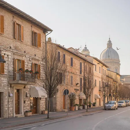 Il Giullare Pellegrino Santa Maria Degli Angeli (Assisi)